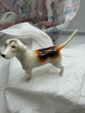 Vintage Beswick Fox Hound Figurine